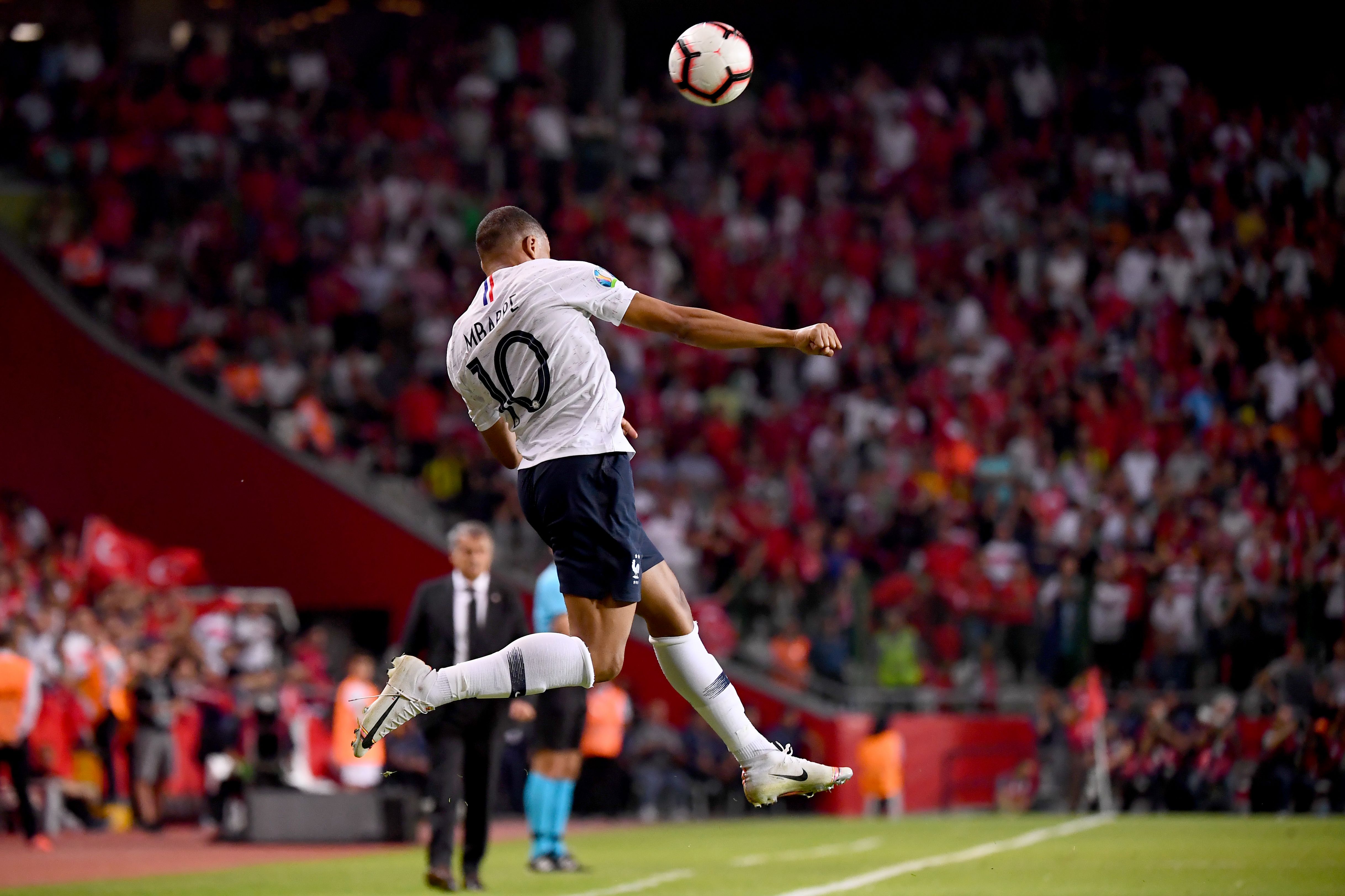 近距离的意 近距离的意