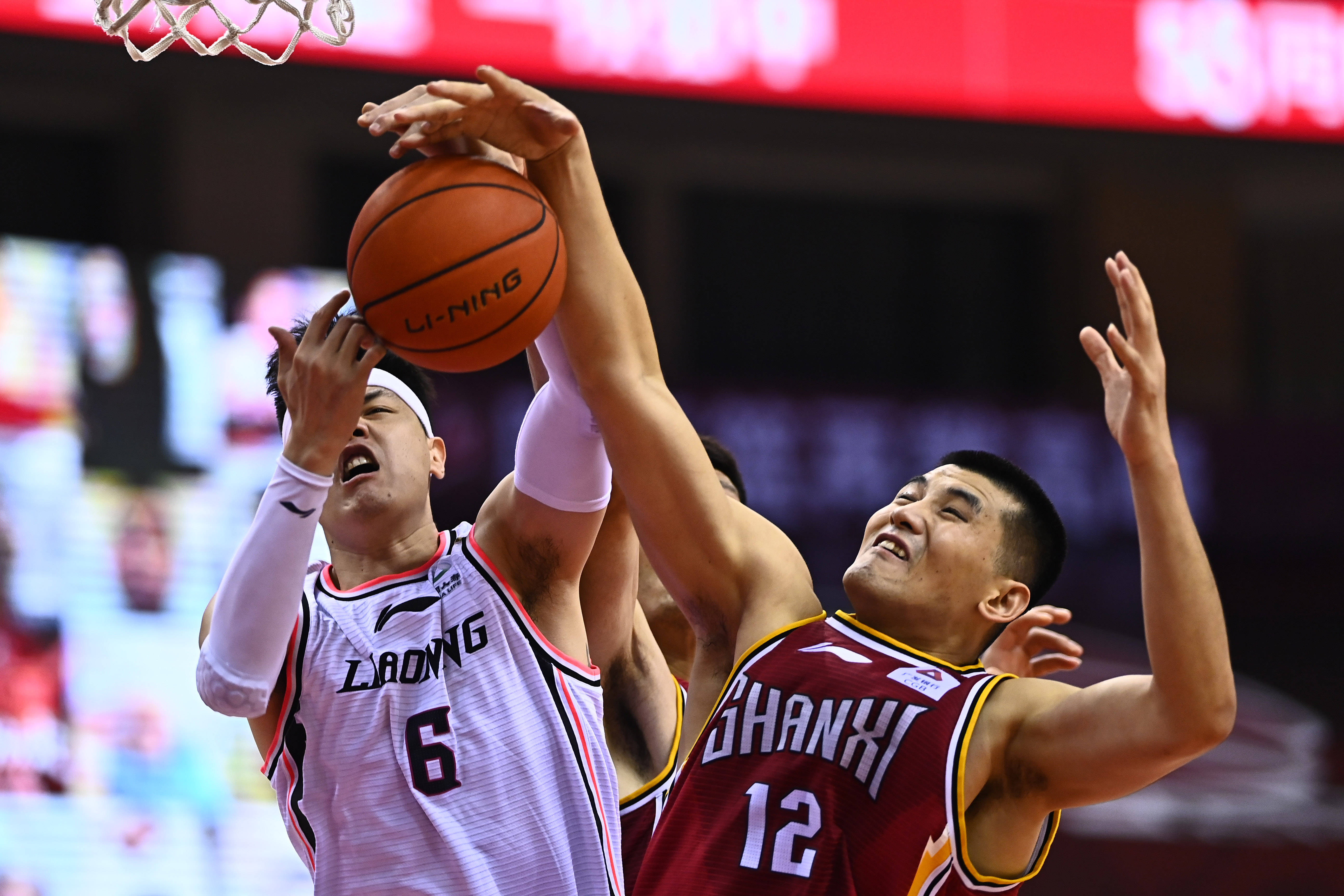 的几次换人 的几次换人