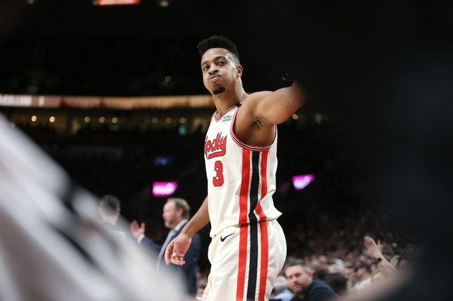 现出了机智 现出了机智