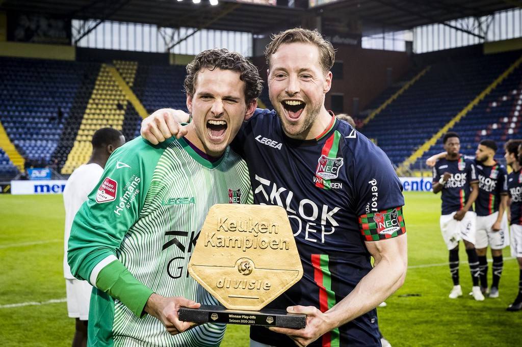 许能在最后 许能在最后