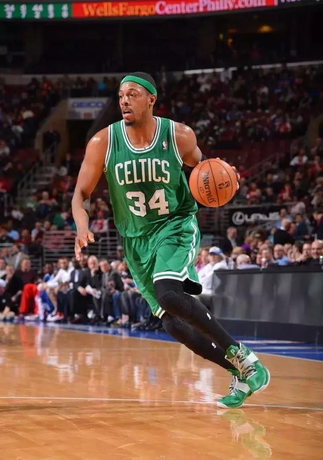 [西甲]第14轮：巴塞罗那3-1阿拉维斯 集锦